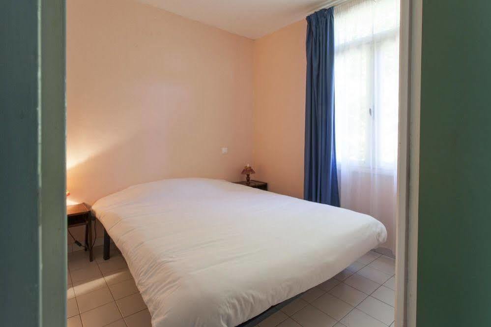 Sous Les Pins Hotel Ronce-les-Bains Exterior foto